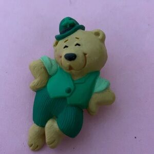 Vintage Hallmark brooch 1986